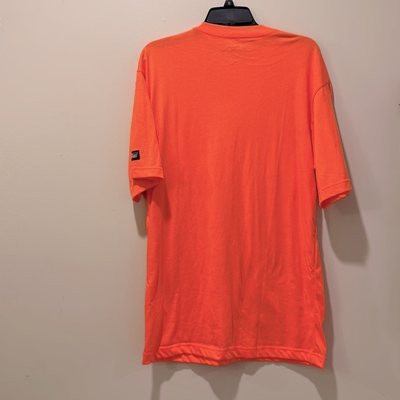 Genuine Dickies Men’s Orange Short Sleeve Fromt Pocket T-Shirt - Picture 4 of 6